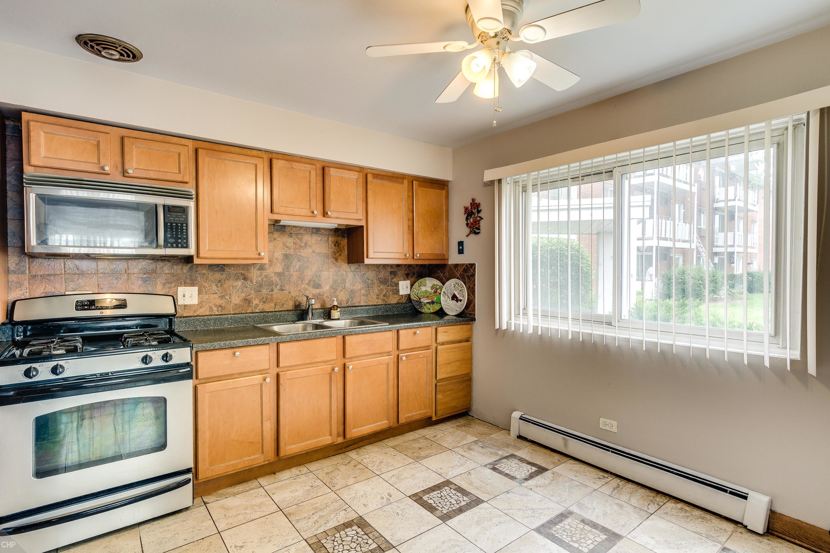 25 East Palatine Road, Unit 101 Arlington Heights, IL 60004 - Photo 12 of 30