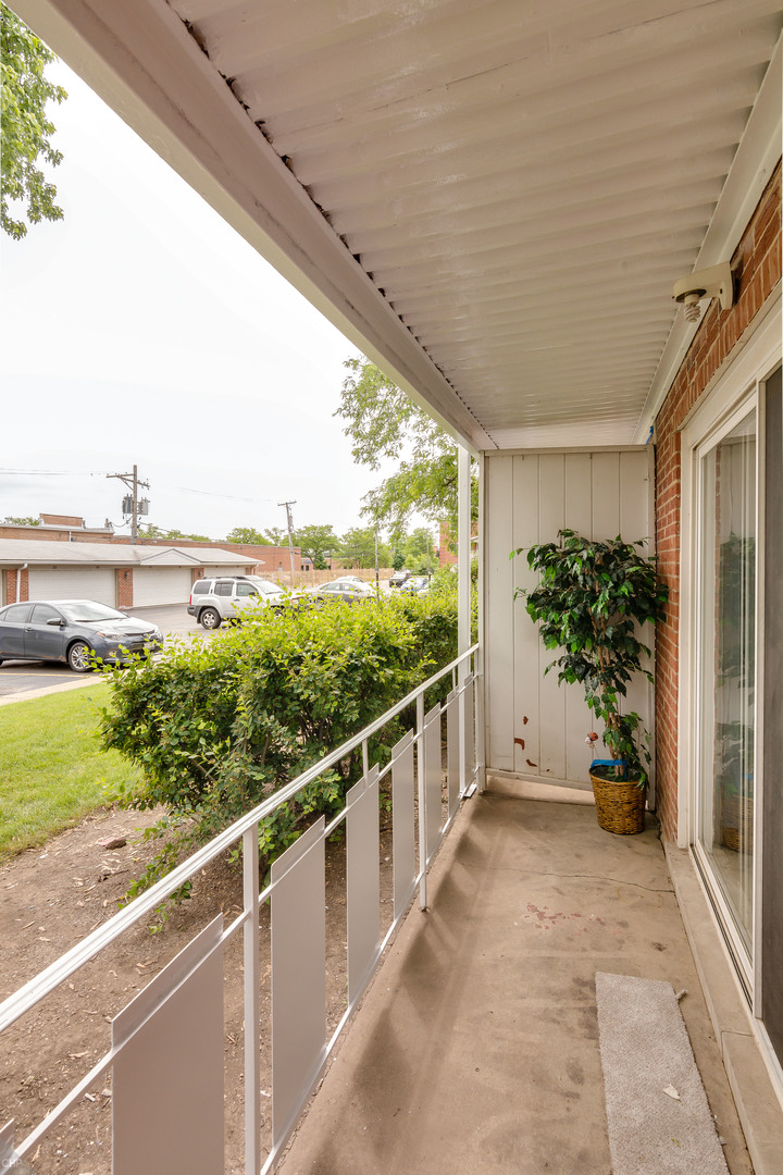 25 East Palatine Road, Unit 101 Arlington Heights, IL 60004 - Photo 25 of 30