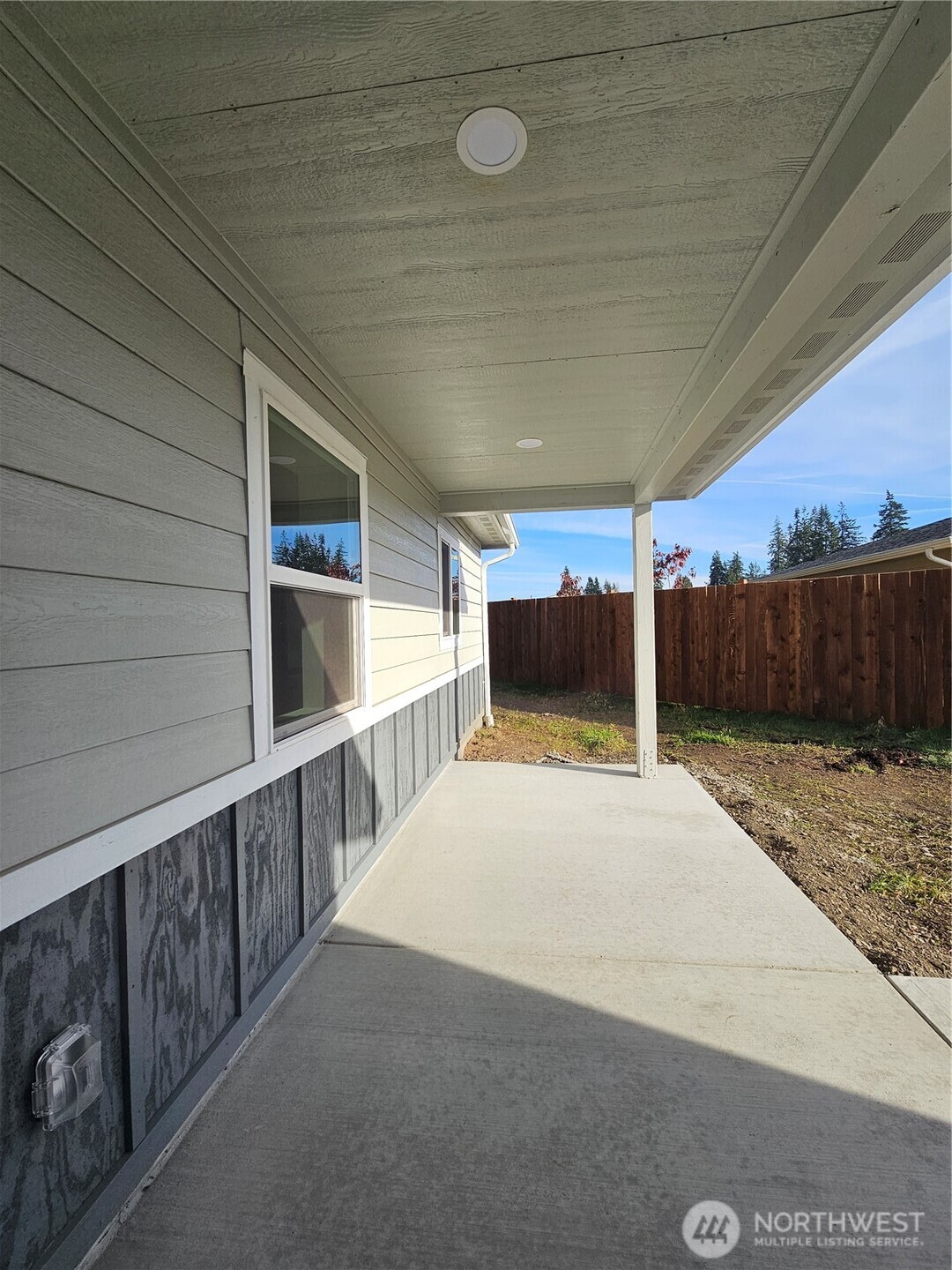 16 Pebble Creek Elma, WA 98541 - Photo 3 of 29