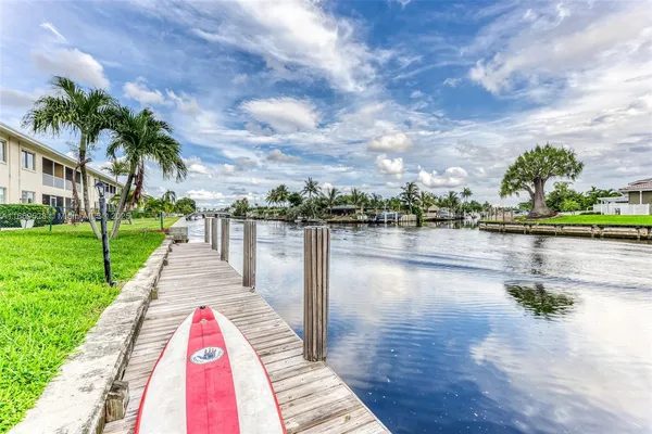 a car parked in front of a building