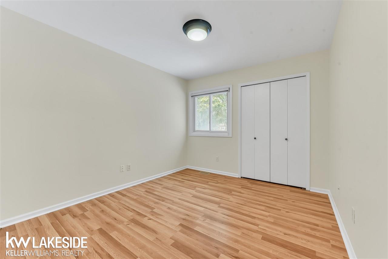 2700 Welch Road Walled Lake, MI 48390 - Photo 13 of 17