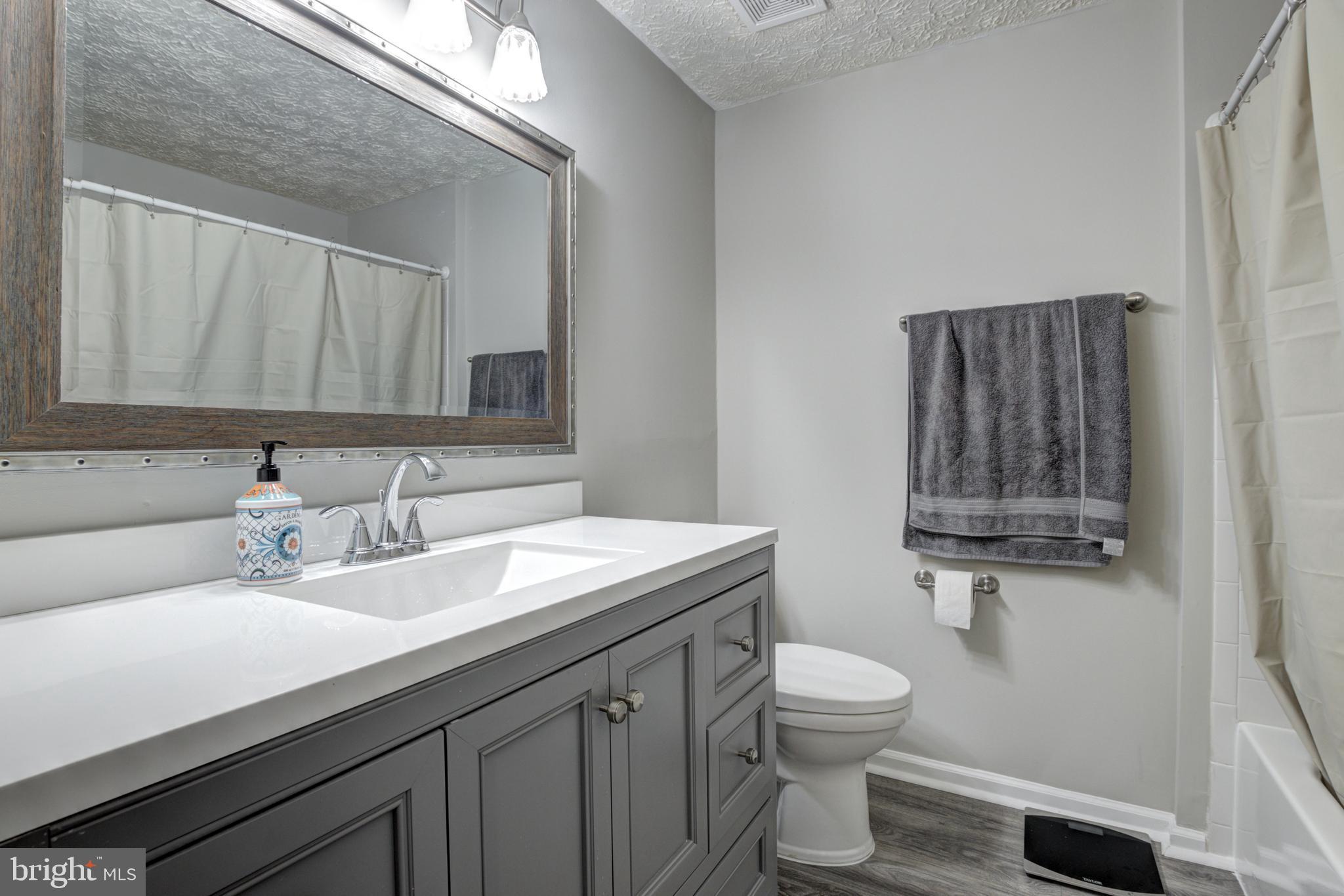 7567 Aspenpark Road Lorton, VA 22079 - Photo 24 of 32 Gallery Image 24