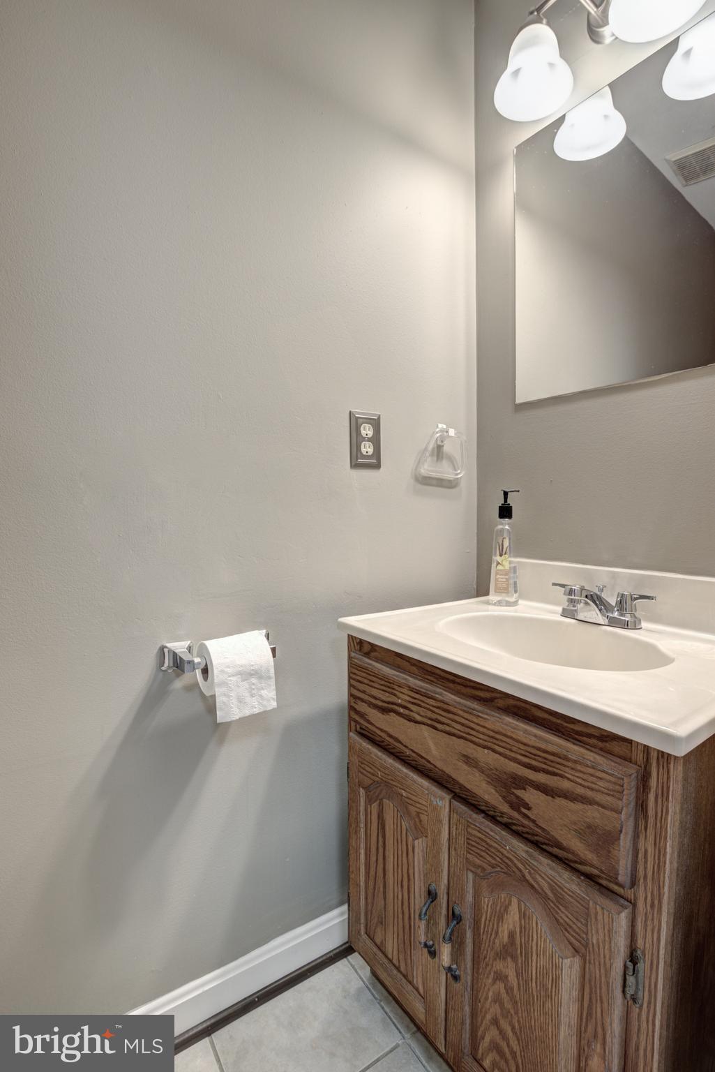 7567 Aspenpark Road Lorton, VA 22079 - Photo 28 of 32 Gallery Image 28
