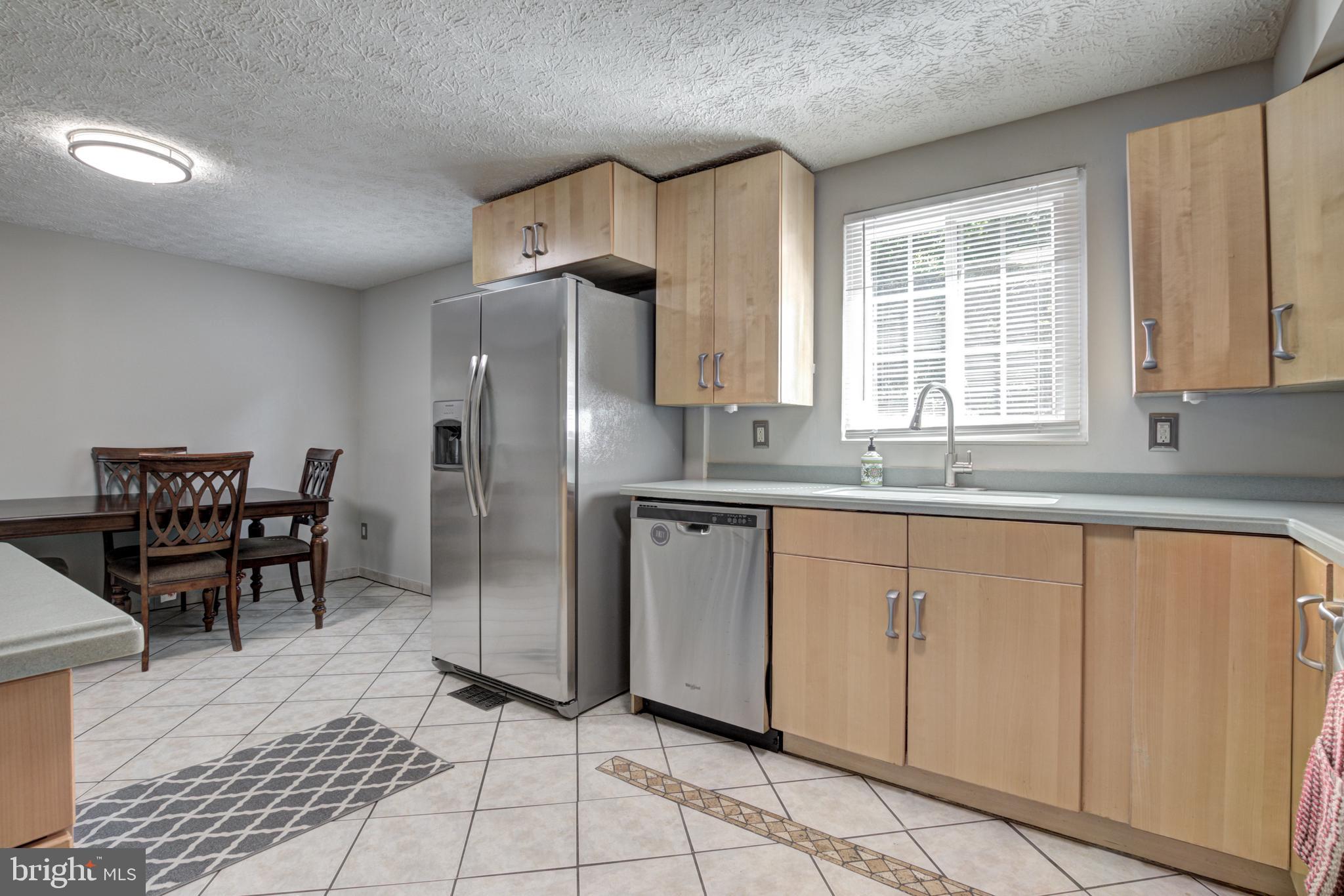 7567 Aspenpark Road Lorton, VA 22079 - Photo 8 of 32 Gallery Image 8