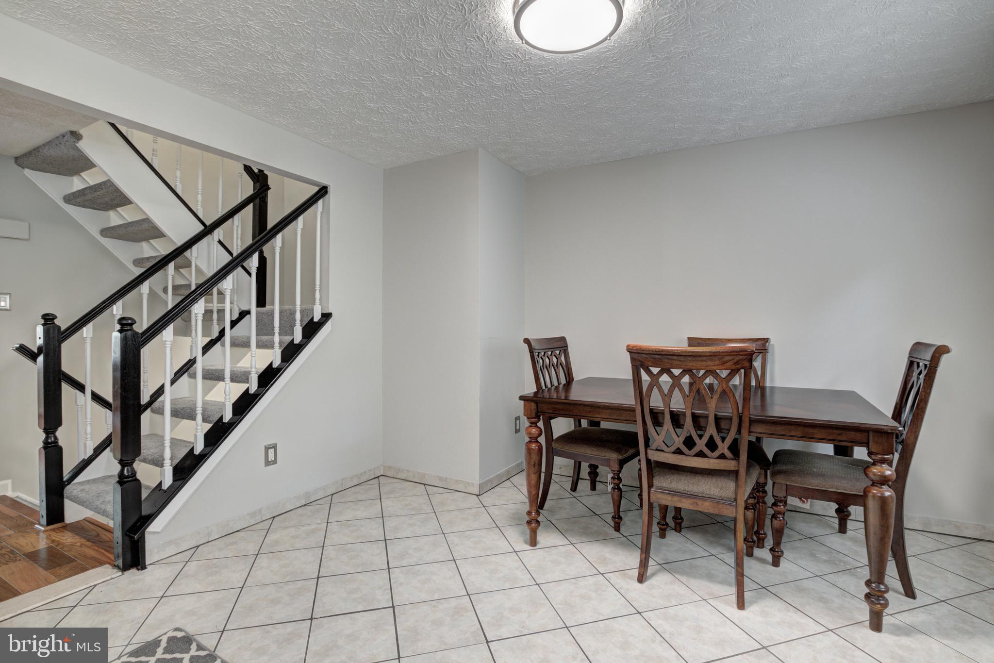 7567 Aspenpark Road Lorton, VA 22079 - Photo 9 of 32 Gallery Image 9