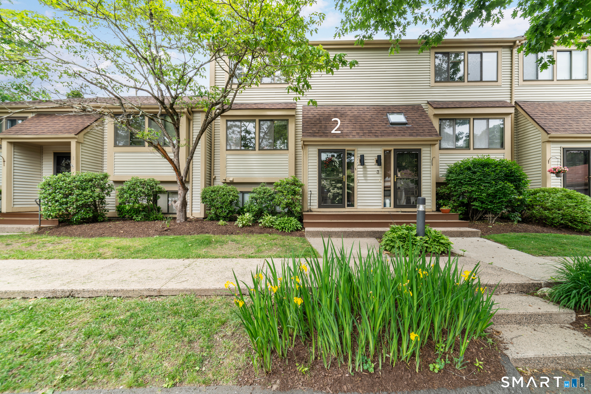 2 Whirling Dun, Unit 2 Canton, CT 06019 - Photo 3 of 30