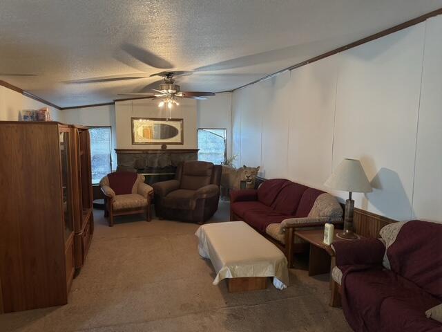 335 Beechburg Road Flemingsburg, KY 41041 - Photo 9 of 25 335 Family Room