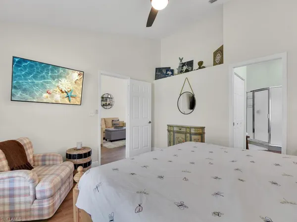 $5,400 | 5045 Cedar Springs Drive, Unit 204, Naples, FL 34110