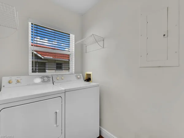 $5,400 | 5045 Cedar Springs Drive, Unit 204, Naples, FL 34110