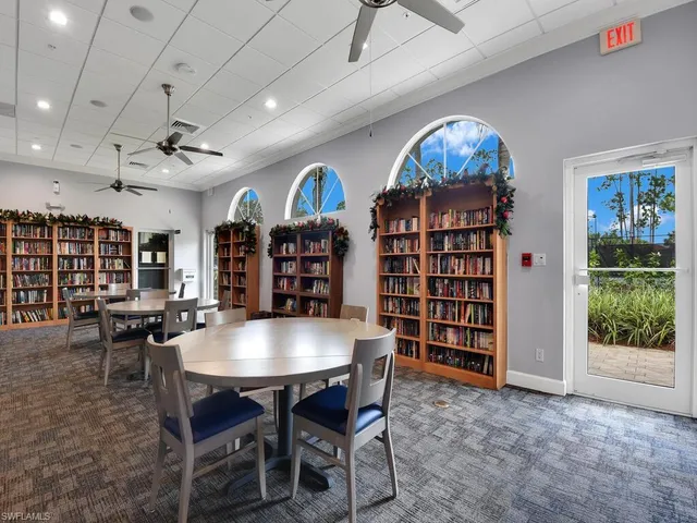 $5,400 | 5045 Cedar Springs Drive, Unit 204, Naples, FL 34110