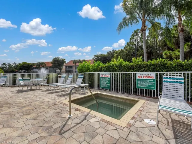 $5,400 | 5045 Cedar Springs Drive, Unit 204, Naples, FL 34110