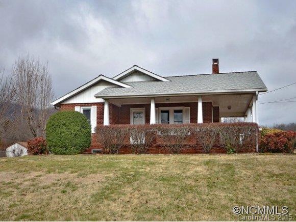 699 Justice Ridge Road Candler, NC 28715 - Photo 2 of 14 Gallery Image 2