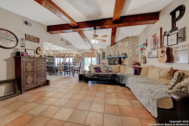 $777,019 | 3136 Bolton Road, Marion, TX 78124