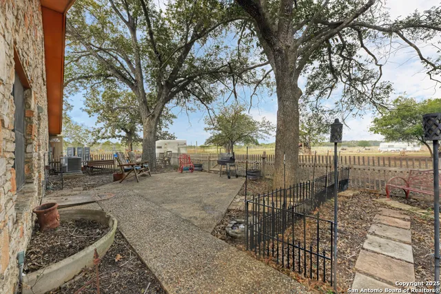 $777,019 | 3136 Bolton Road, Marion, TX 78124