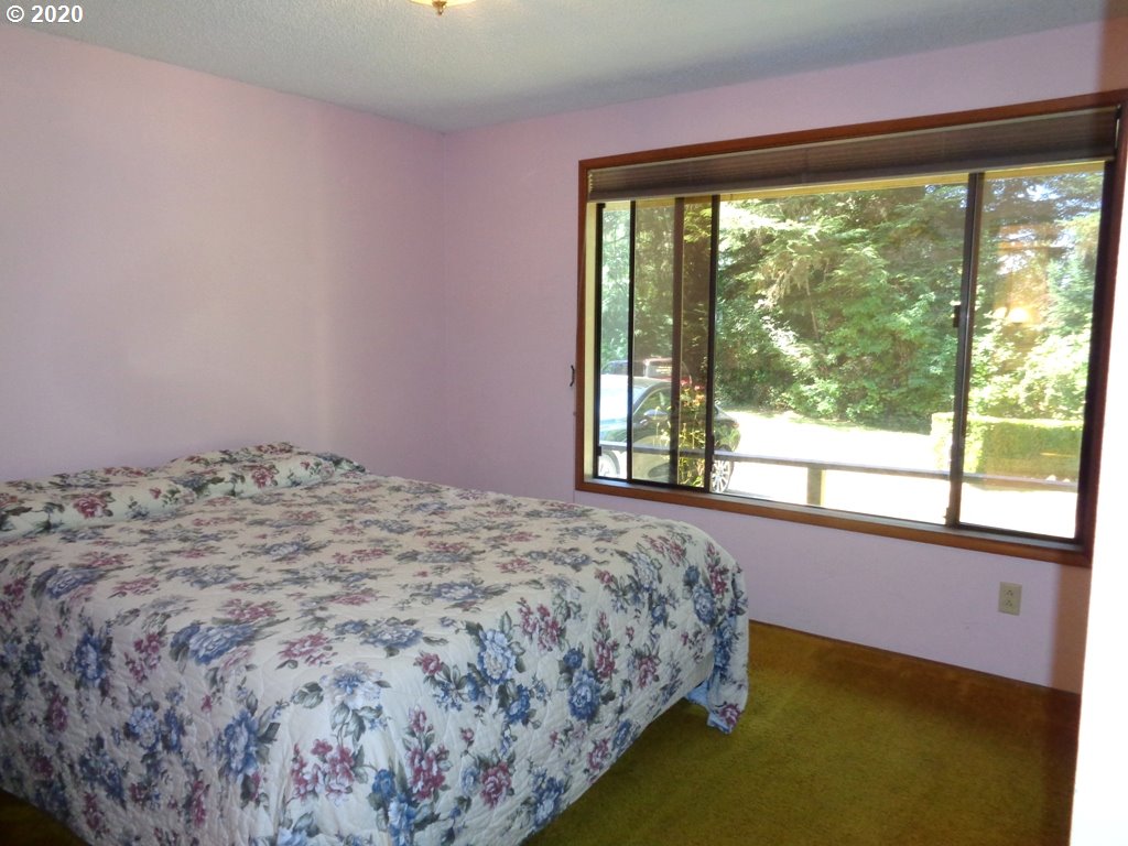 93855 Johnell Road North Bend, OR 97459 - Photo 14 of 32 Gallery Image 14