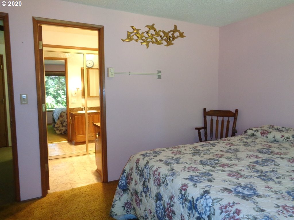 93855 Johnell Road North Bend, OR 97459 - Photo 15 of 32 Gallery Image 15
