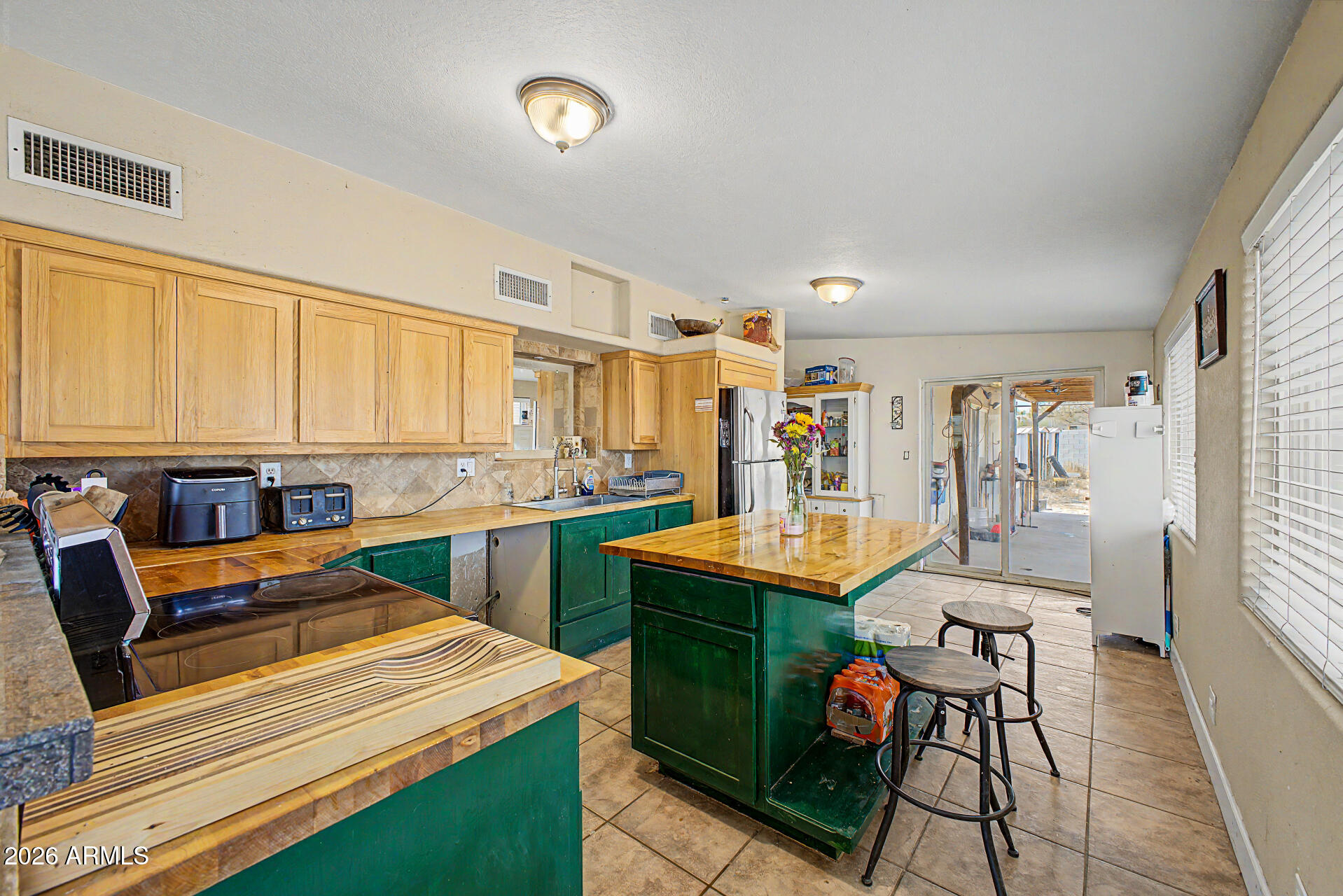 47205 North New River Road New River, AZ 85087 - Photo 9 of 28