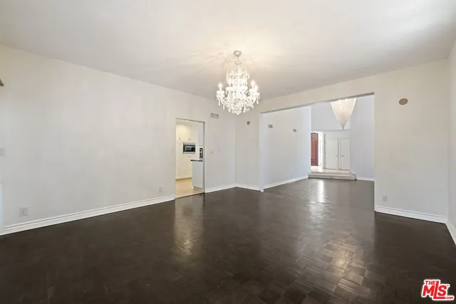 $25,000 | 15656 Crownridge Place, Sherman Oaks, CA 91403