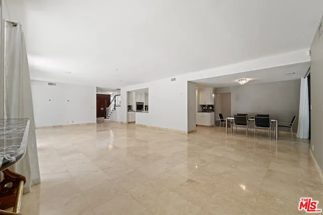 $25,000 | 15656 Crownridge Place, Sherman Oaks, CA 91403