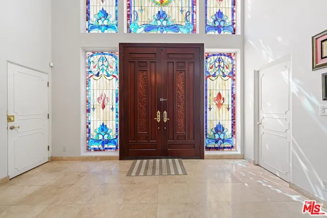 $25,000 | 15656 Crownridge Place, Sherman Oaks, CA 91403