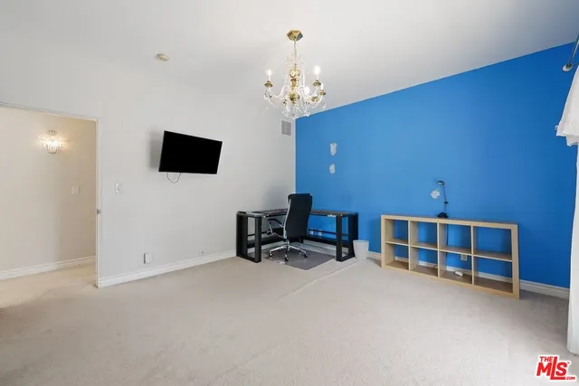 $25,000 | 15656 Crownridge Place, Sherman Oaks, CA 91403