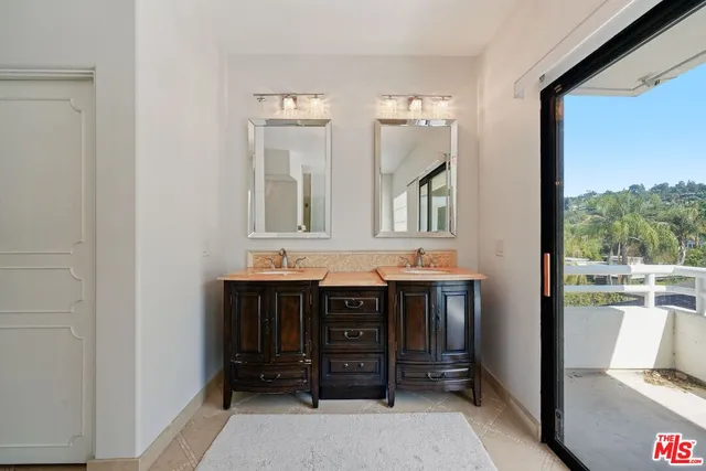 $25,000 | 15656 Crownridge Place, Sherman Oaks, CA 91403