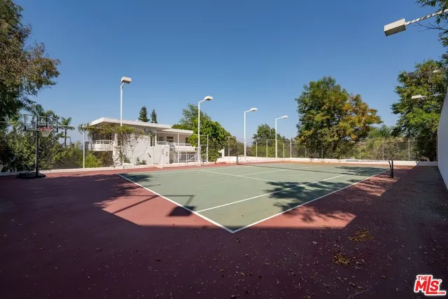 $25,000 | 15656 Crownridge Place, Sherman Oaks, CA 91403