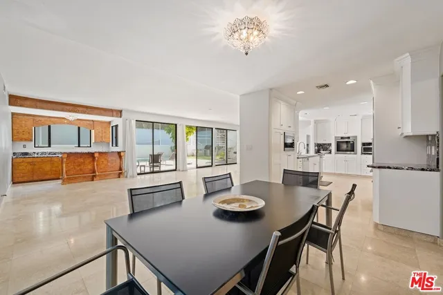 $25,000 | 15656 Crownridge Place, Sherman Oaks, CA 91403