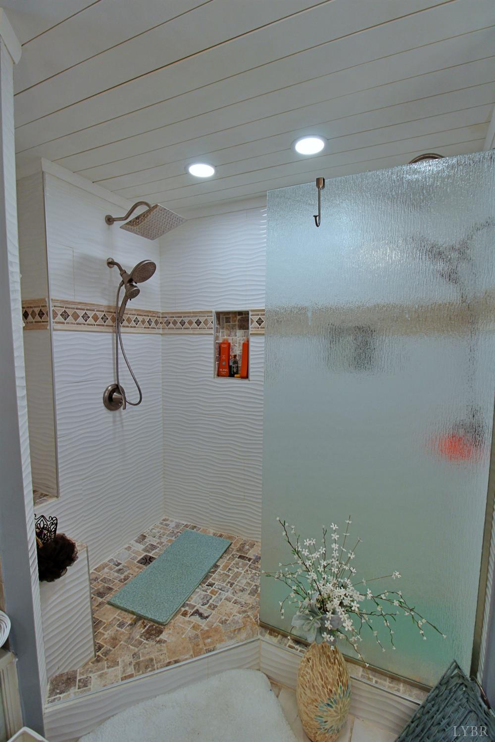 1147 Union Church Road Gladstone, VA 24553 - Photo 17 of 89