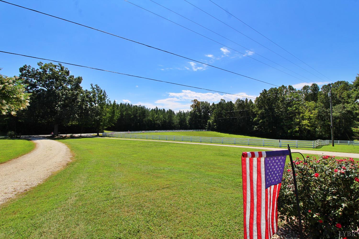 1147 Union Church Road Gladstone, VA 24553 - Photo 44 of 89 a view of an outdoor space and a yard