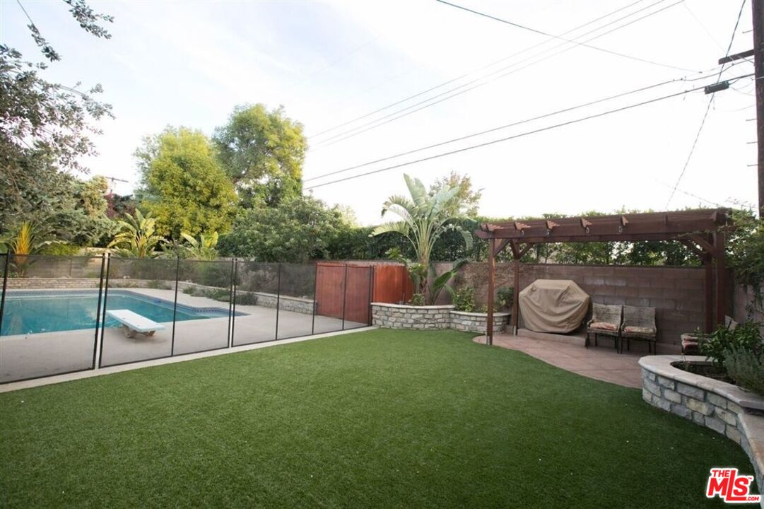 18324 Germain Street Porter Ranch, CA 91326 - Photo 5 of 25 Gallery Image 5