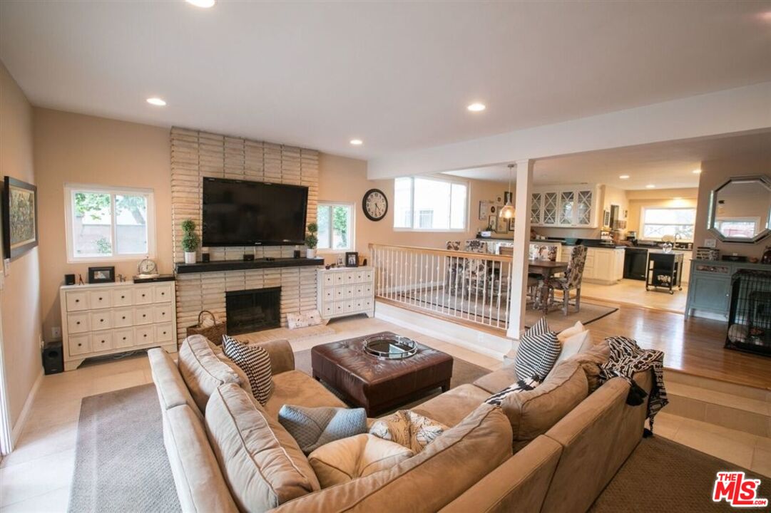 18324 Germain Street Porter Ranch, CA 91326 - Photo 6 of 25 Gallery Image 6