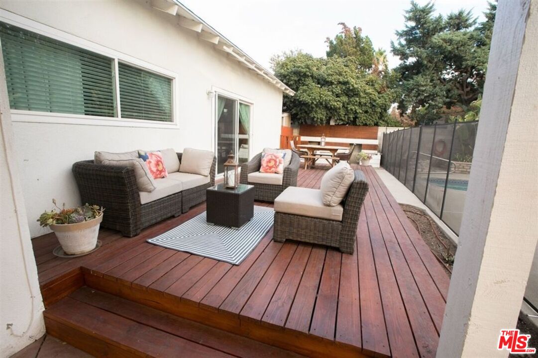 18324 Germain Street Porter Ranch, CA 91326 - Photo 9 of 25 Gallery Image 9