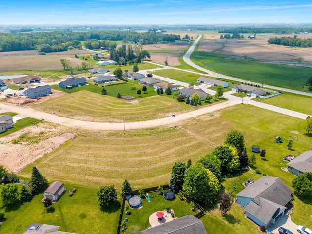 $55,000 | 528 Rustic Ridge Drive, Brillion, WI 54110