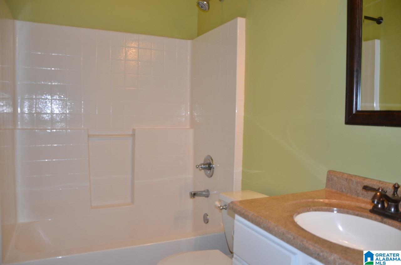 241 High Ridge Drive Pelham, AL 35124 - Photo 10 of 17