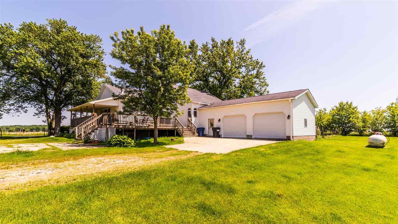 5657 Greenwood Road Avoca, MI 48006 - Photo 9 of 67 50084391-8.JPG