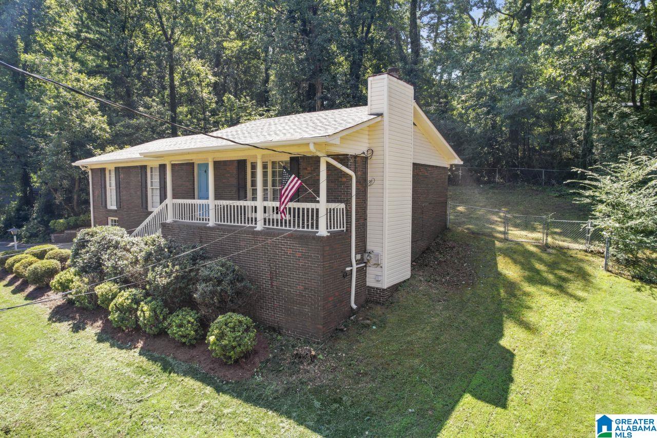 1017 Springview Street Birmingham, AL 35215 - Photo 5 of 35