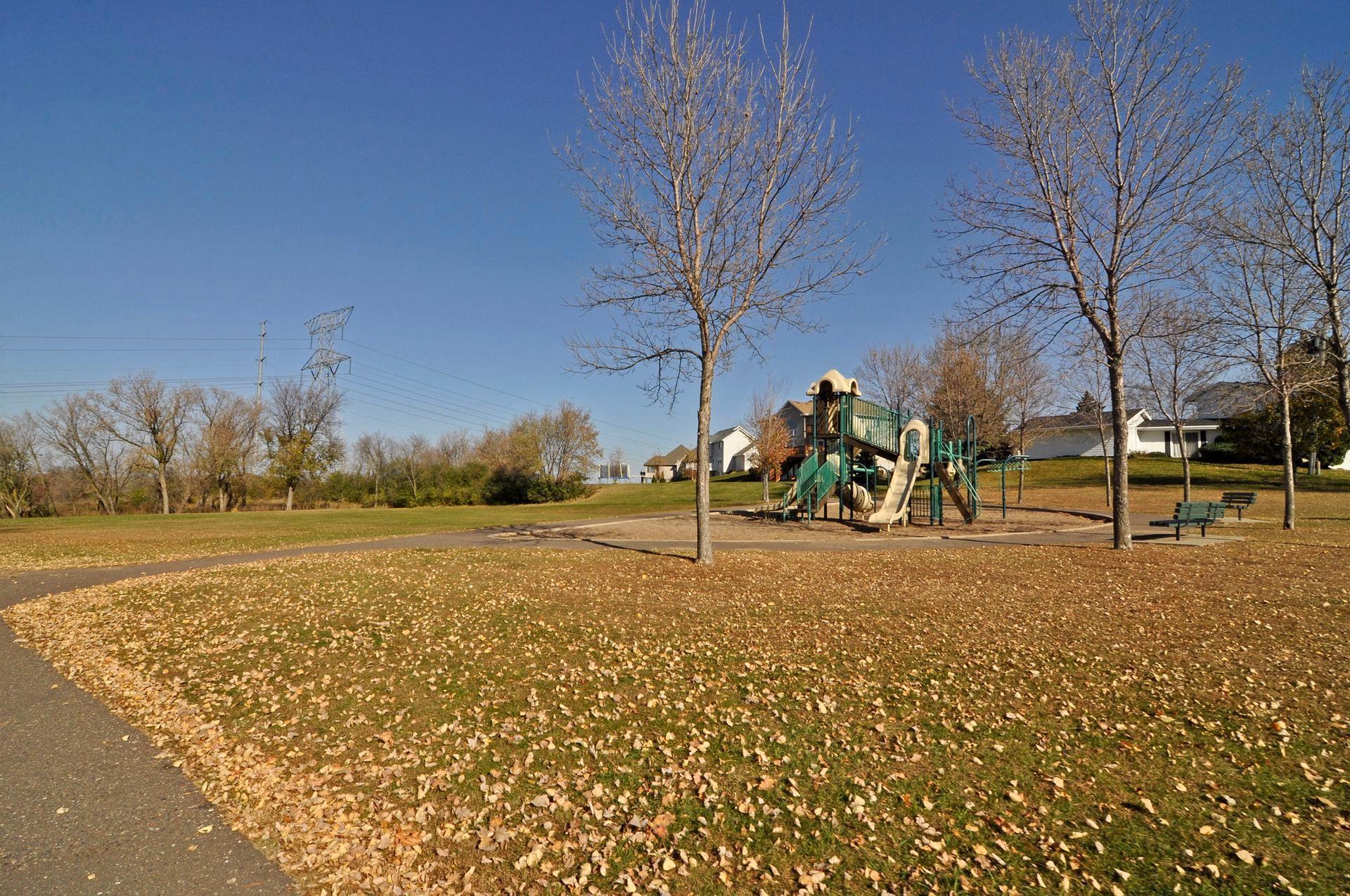1244 County Rd D East, Unit 106 Maplewood, MN 55109 - Photo 34 of 38