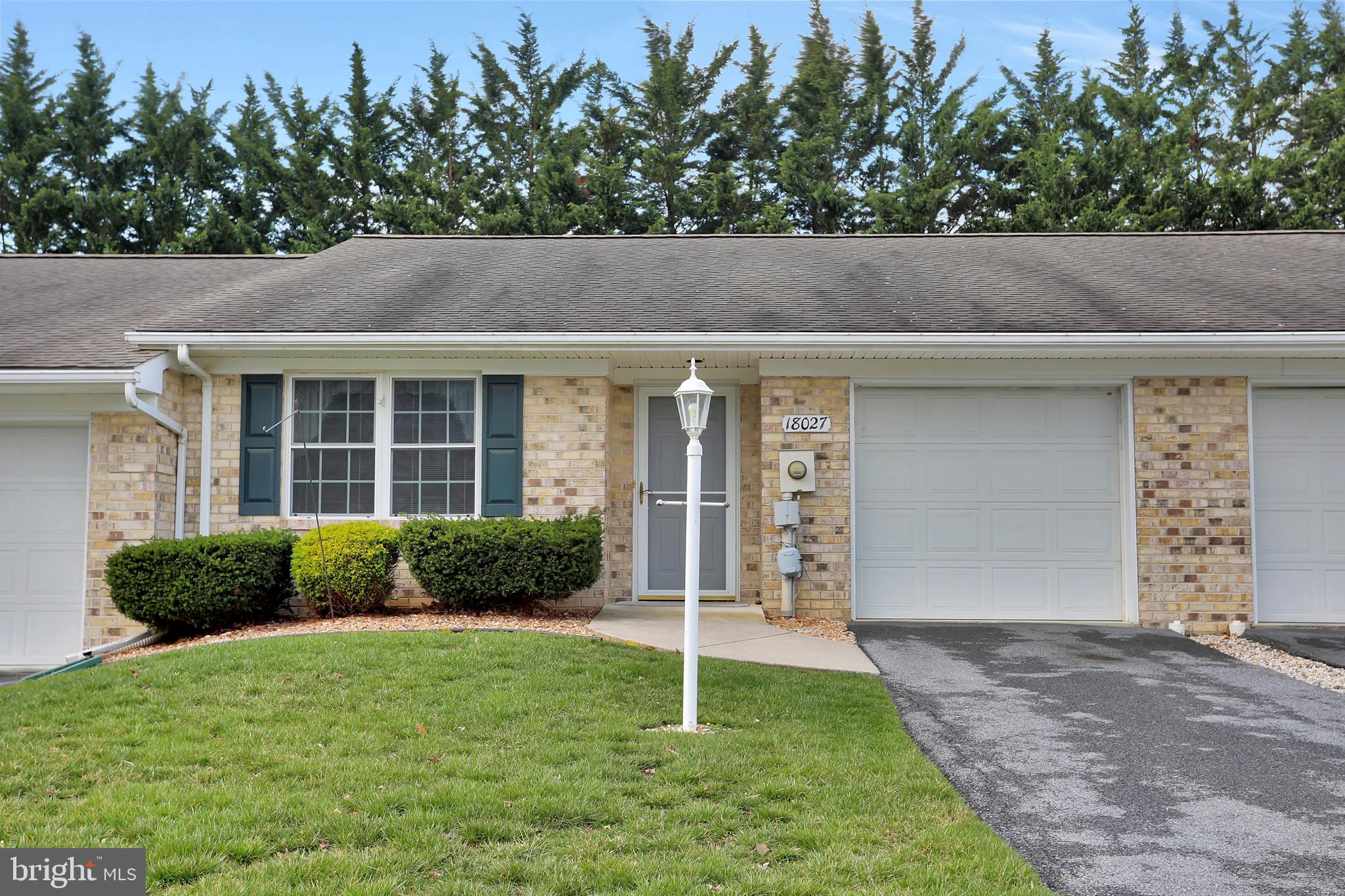 Welcome to 18027 Pin Oak Rd. Hagerstown, MD