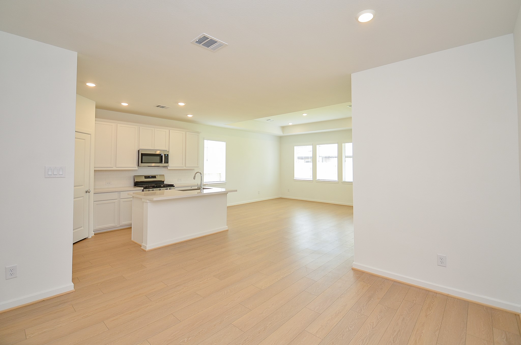 9727 Rialto Hts Drive Cypress, TX 77433 - Photo 10 of 37 This room is small and bright with a window allowing natural light. It features clean white walls and carpeted flooring, offering a blank canvas for personalization.
