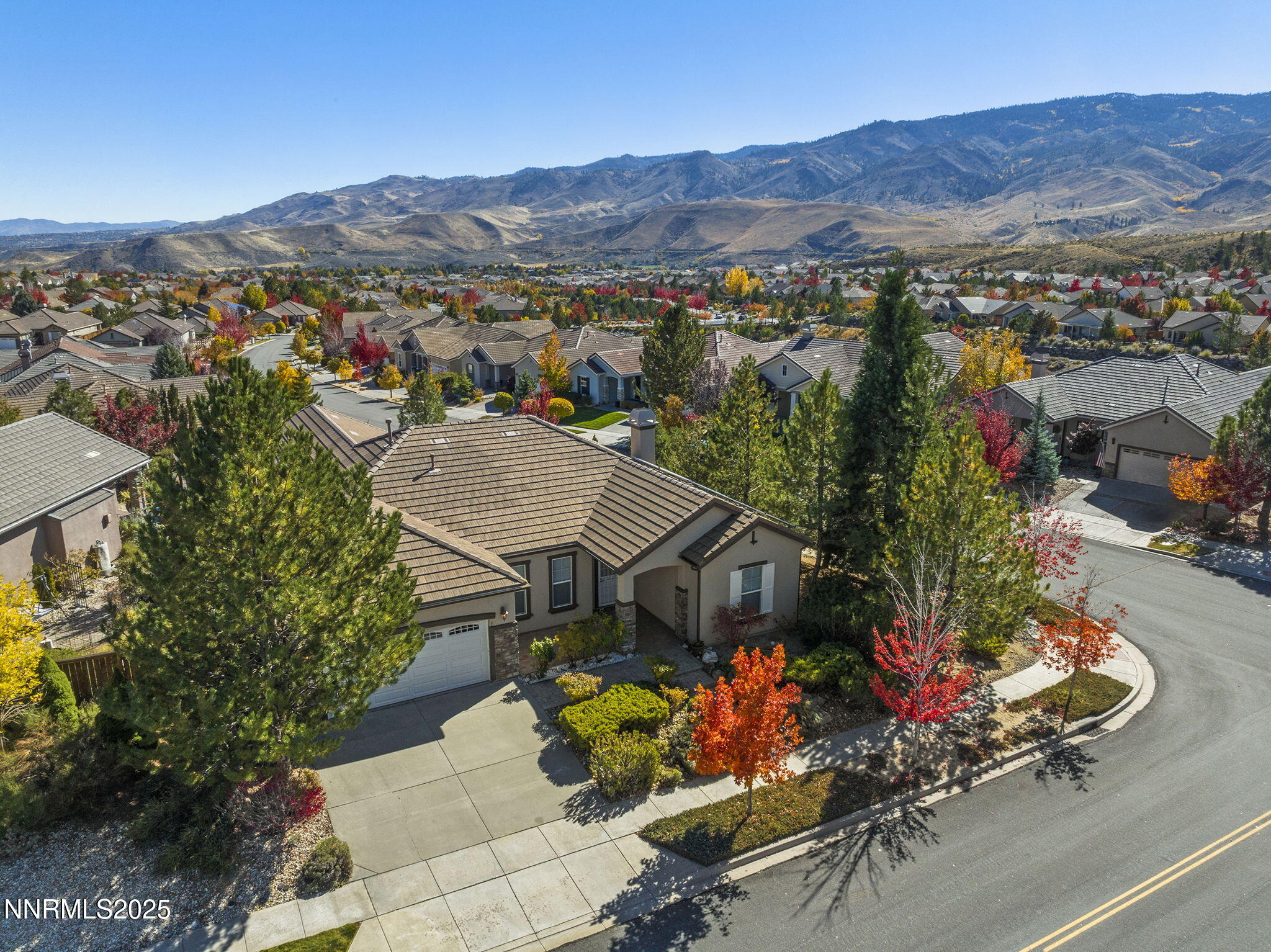 9190 Quilberry Way Reno, NV 89523 - Photo 5 of 39 an aerial view of a house with a garden