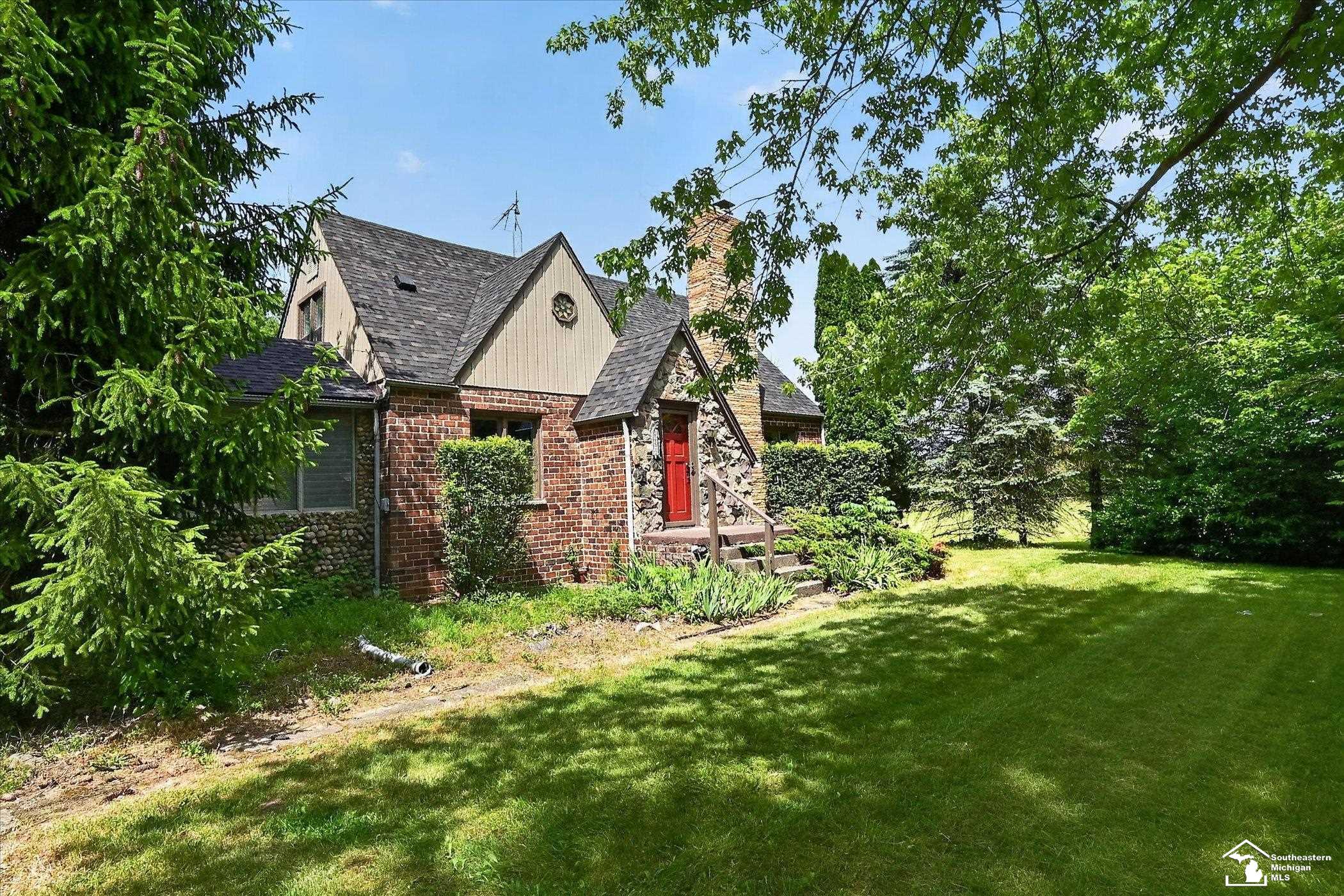 12472 South Custer Road Dundee, MI 48131 - Photo 2 of 46