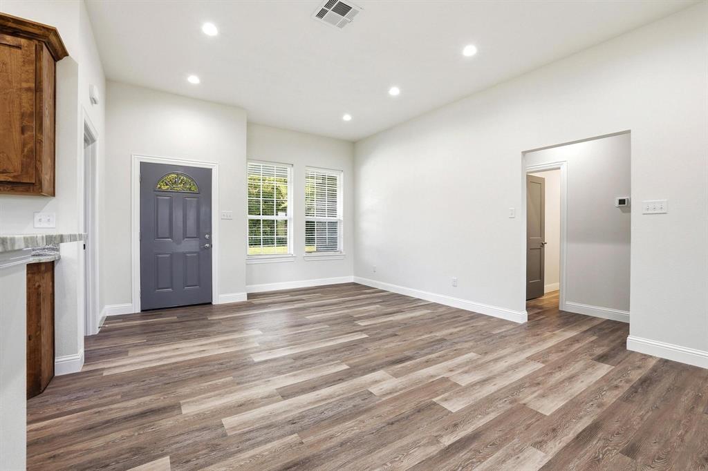 903 West Cardinal Street Ector, TX 75439 - Photo 14 of 35