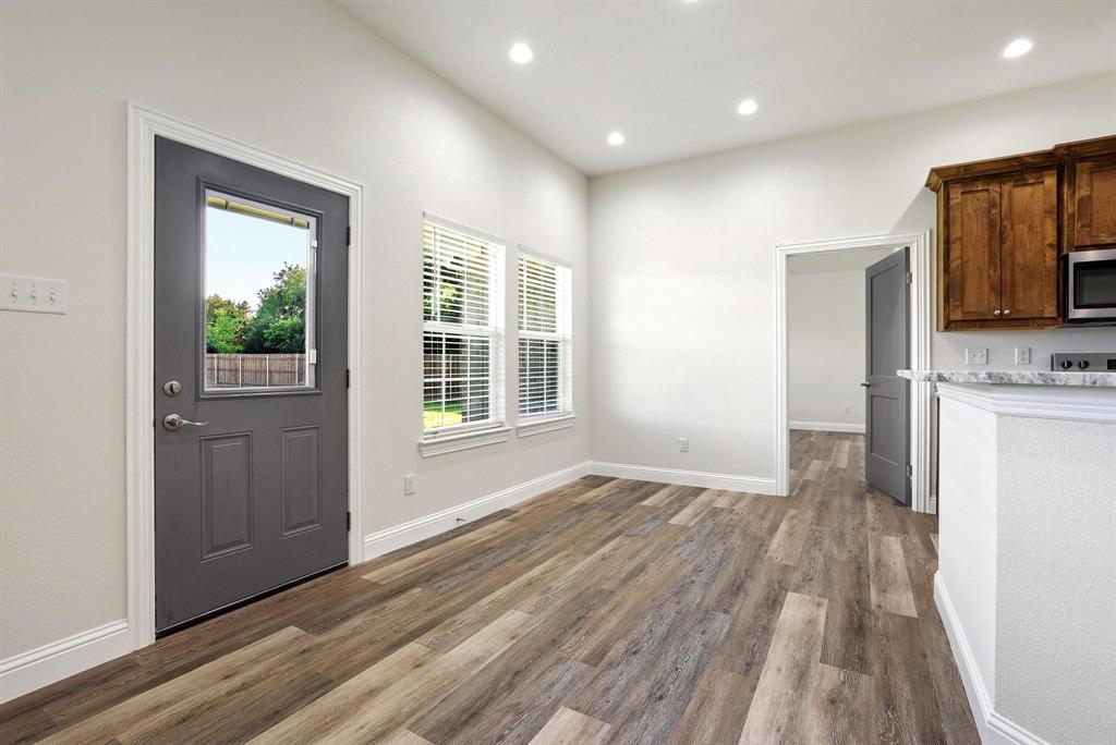 903 West Cardinal Street Ector, TX 75439 - Photo 15 of 35