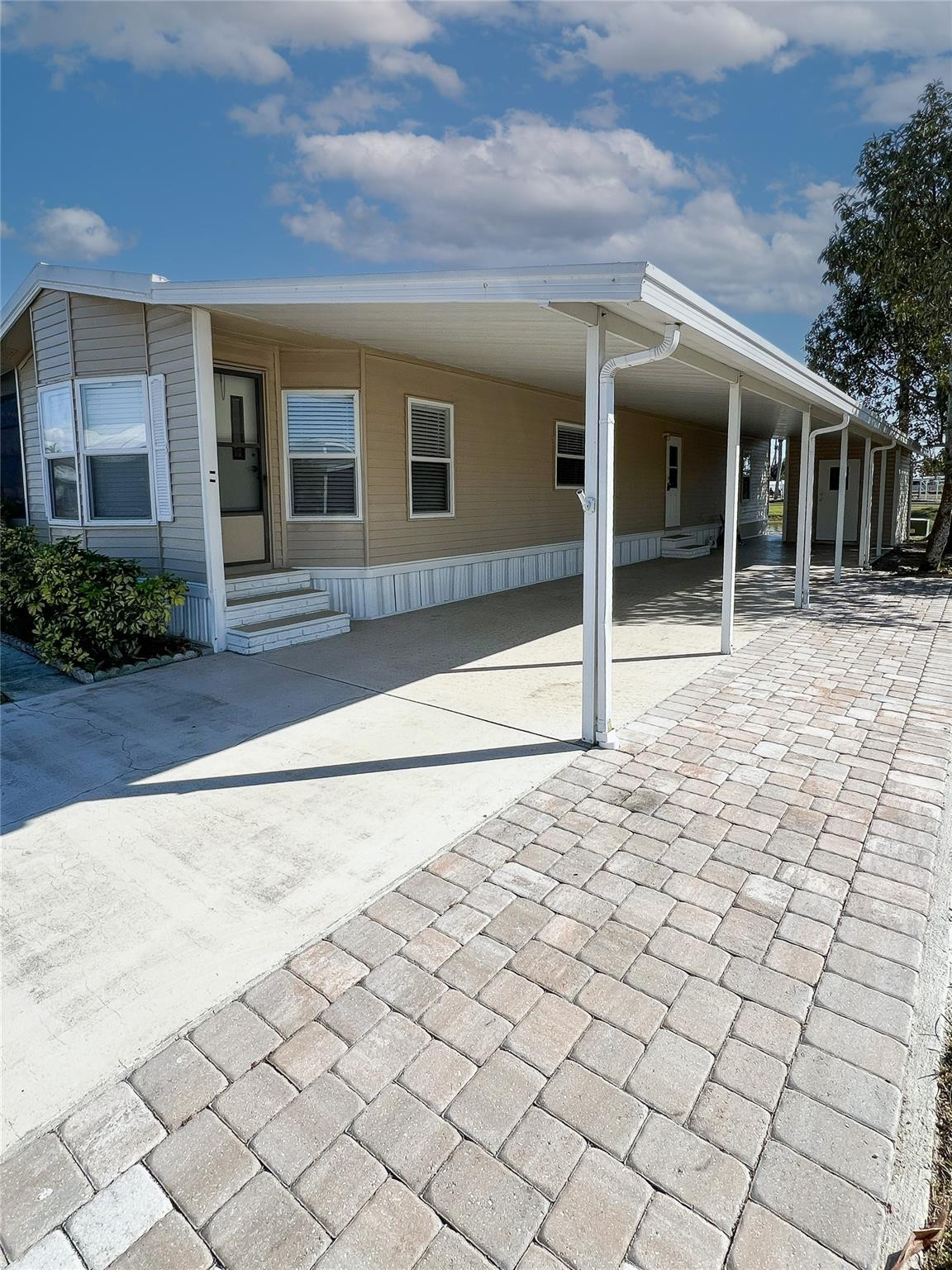 1601 Highway 441, Unit 3 Okeechobee, FL 34974 - Photo 3 of 17 Photo 3