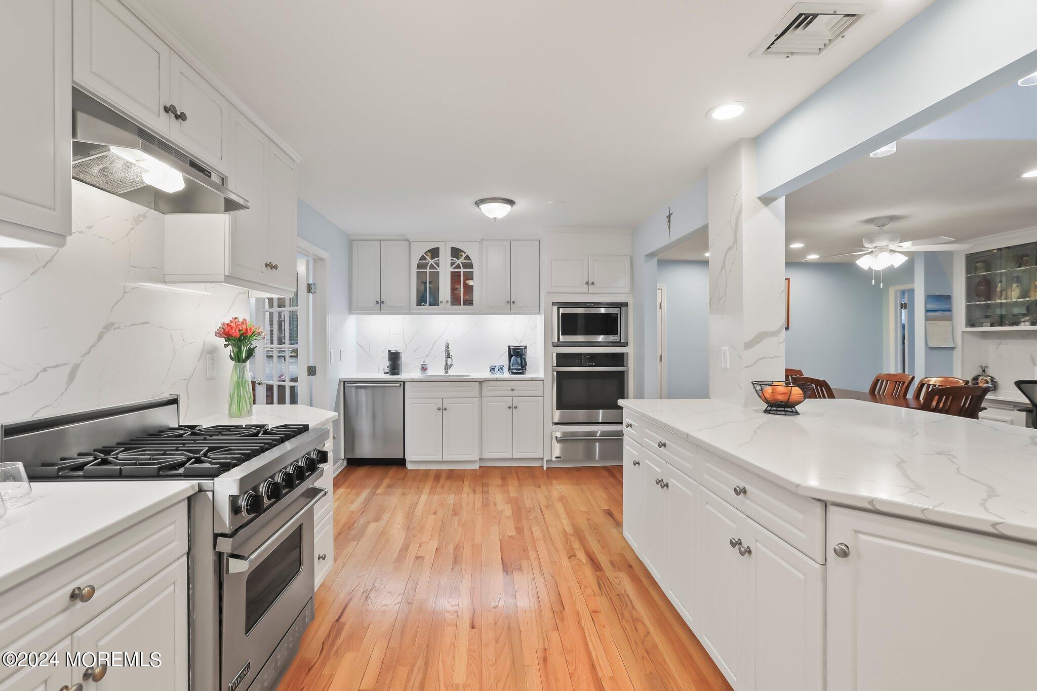 154 Garden Road Shrewsbury, NJ 07702 - Photo 15 of 64 12-web-or-mls-5W5A9623