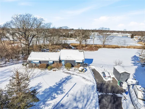 $699,900 | 585 Meadow View Avenue, Warwick, RI 02889