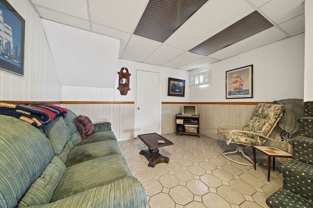 80 Norton Road Quincy, MA 02169 - Photo 29 of 37 Gallery Image 29