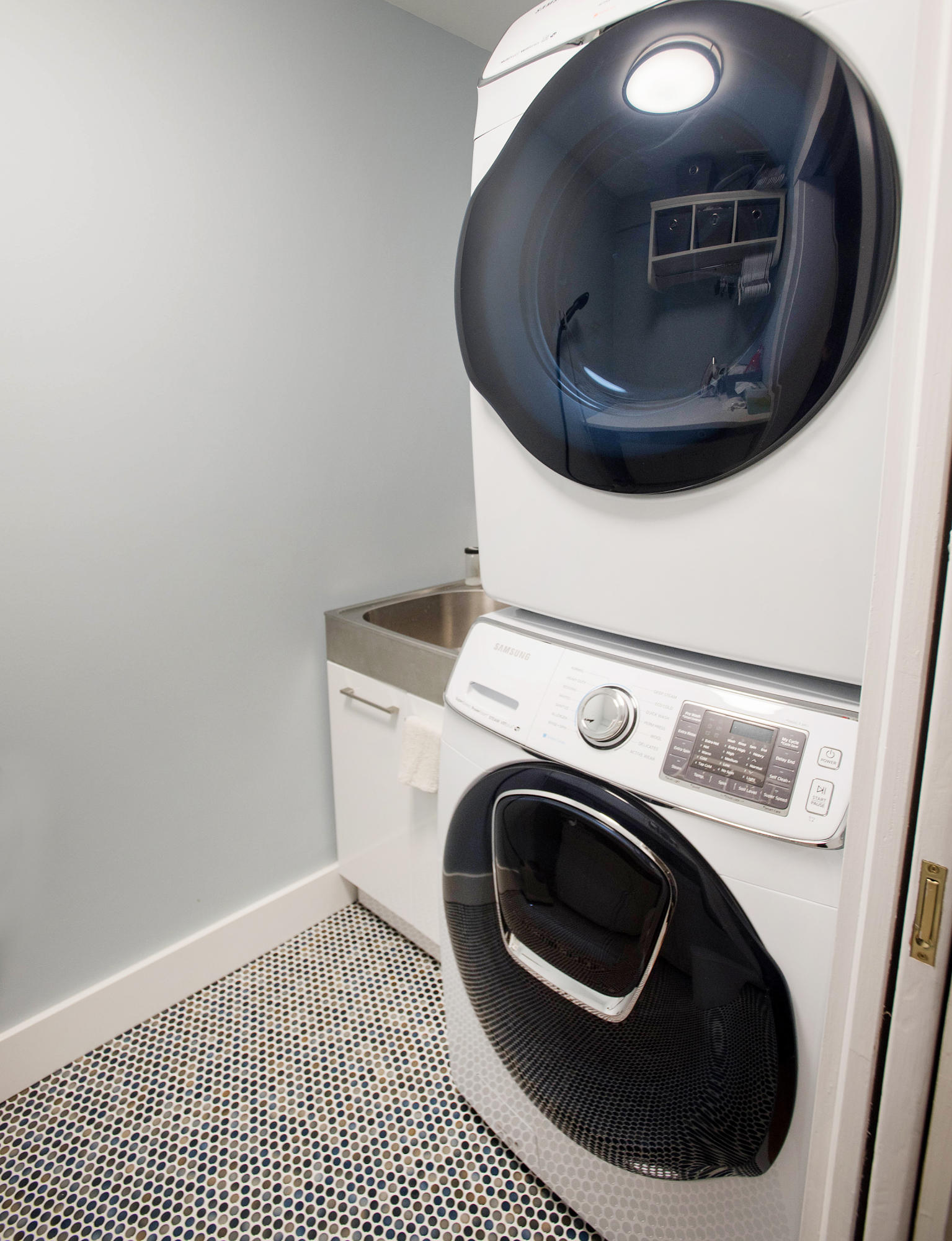 103 Jelliff Mill Road New Canaan, CT 06840 - Photo 23 of 30 a utility room with dryer and washer
