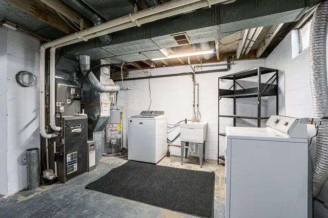 $232,000 | 328 Buchanan Avenue, Kalamazoo, MI 49001